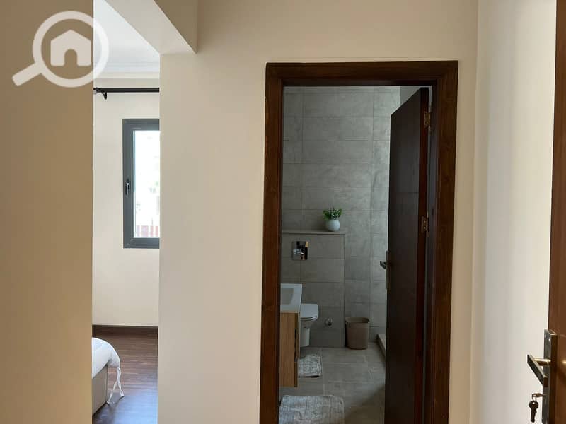 9 1c5b3de7-afd8-4c8c-be4c-8132390fe9b4. jpg