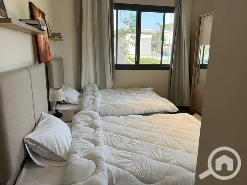 11 d9c387ee-ba4b-4d56-b8e9-072f63b7cab3. jpg