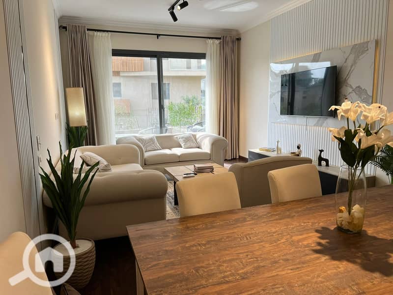 15 fd3b8f9a-31e6-4ee2-bddb-ad5de98b5412. jpg