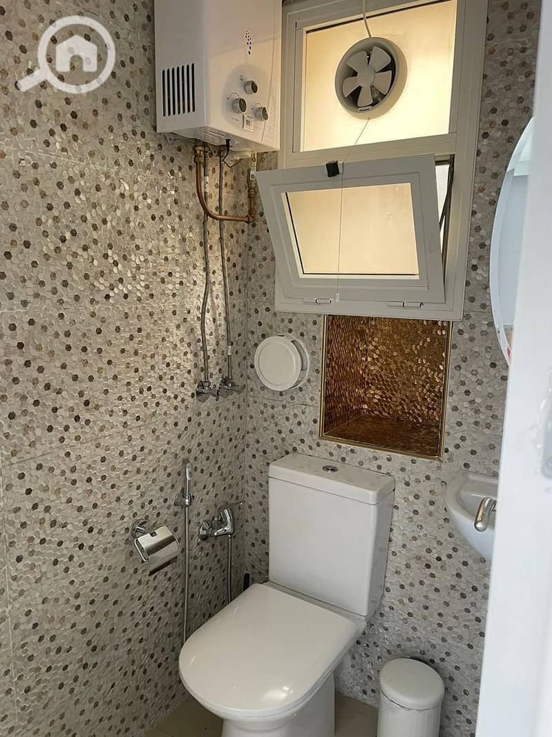 8 c6cf8afa-548a-47e0-b2e3-1153d5c76237. jpg