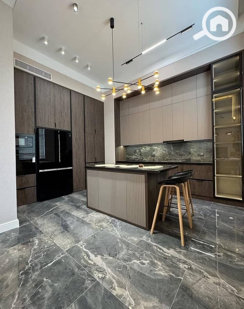 8 514643224_24033377259650731_7330505377851860208_n. jpg