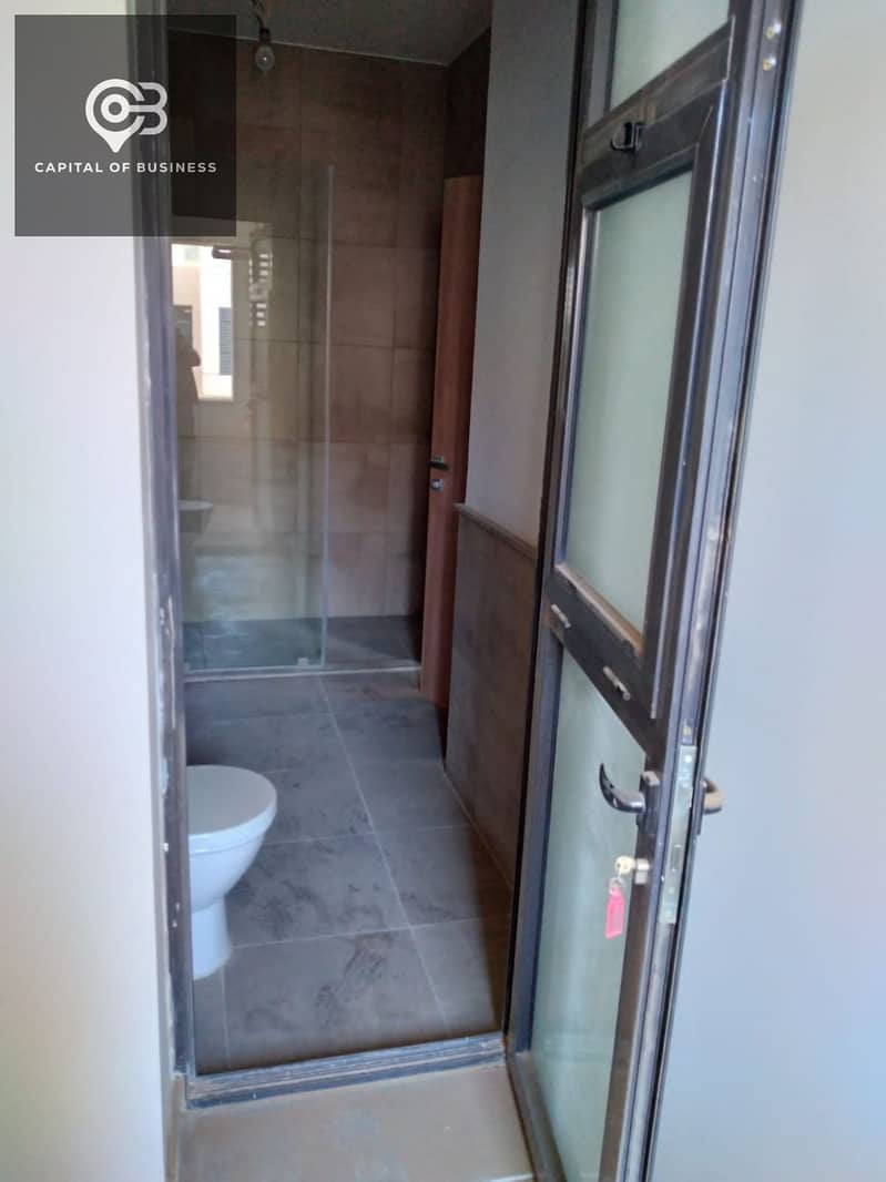 7 WhatsApp Image 2025-10-21 at 4.06. 04 PM. jpeg