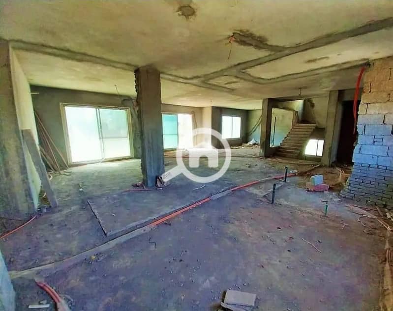 8 699a9d4c-40b5-46b8-9545-4f7a783c9746. jpg