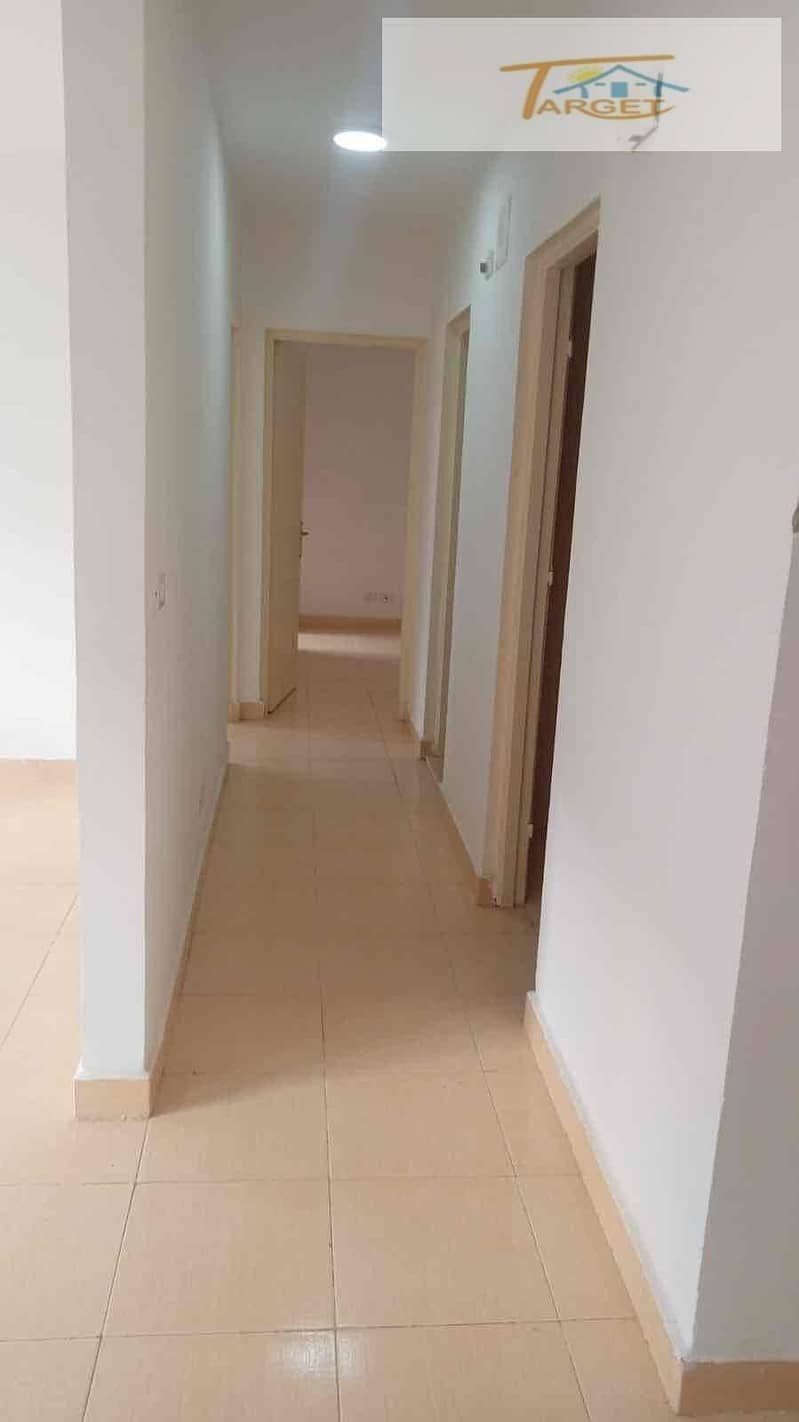 8 ef214348-075a-4598-bdbf-f6204aced501. jpg