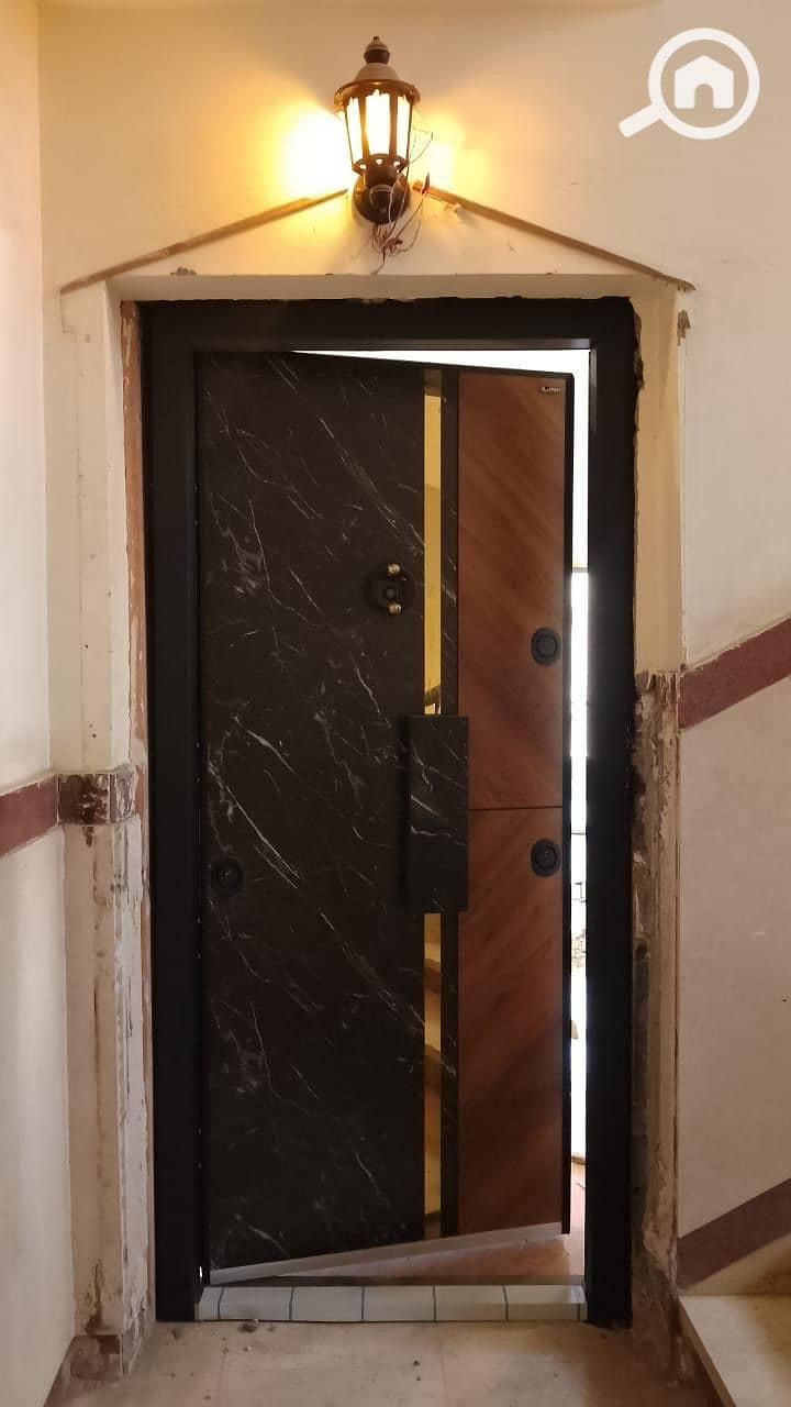 15 4fa3684f-641d-427b-bd07-033cf8d12d88. jpeg