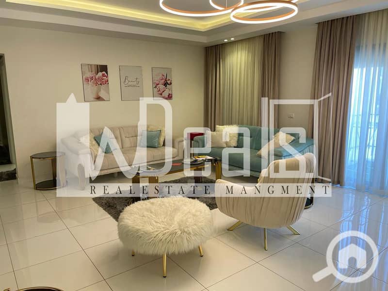 6 52f852bf-60d1-4031-aacd-63c51021fd64. jpg