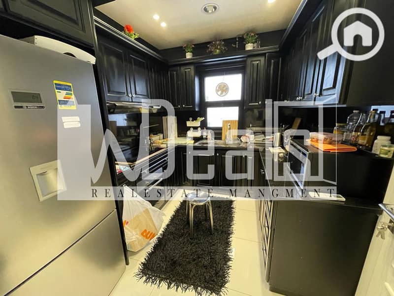 12 50c673a6-32c2-442b-ab63-b600dfd8e276. jpg