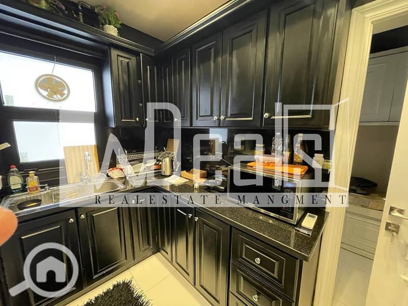 13 5ac1ed32-858a-4793-8fa9-89f683dde0da. jpg