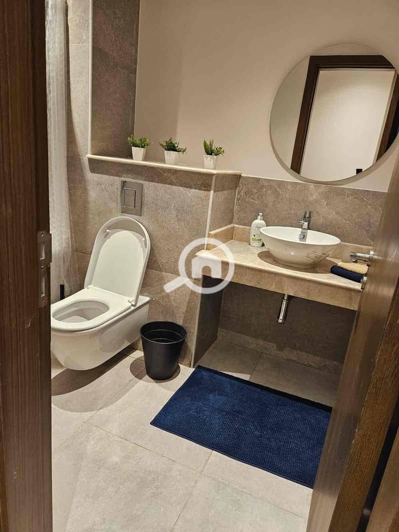 9 77fc335c-268b-4a08-95c0-f4da794e33a5. jpg