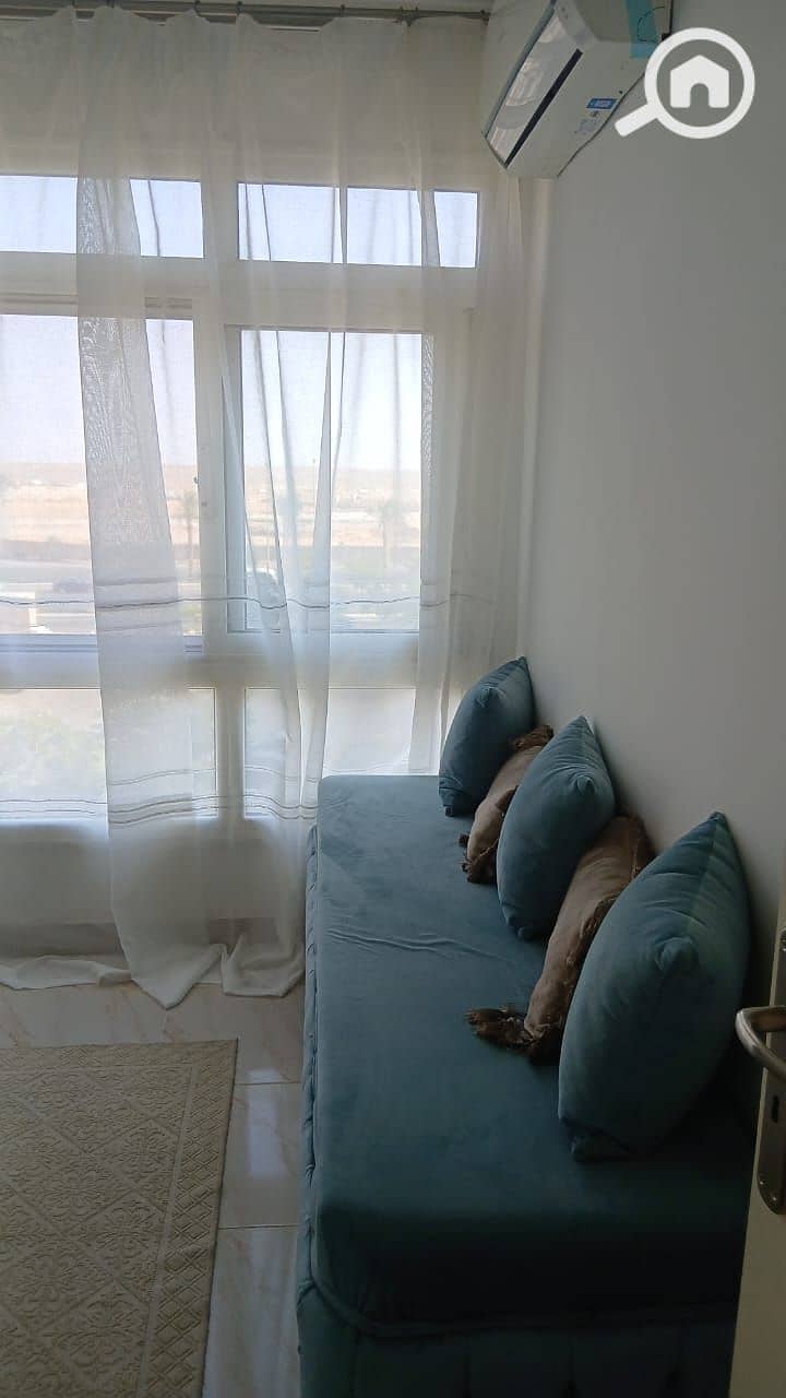 6 WhatsApp Image 2025-10-23 at 14.32. 15 (1). jpeg