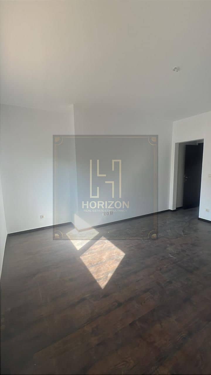 7 WhatsApp Image 2025-10-29 at 9.15. 45 PM (2). jpeg