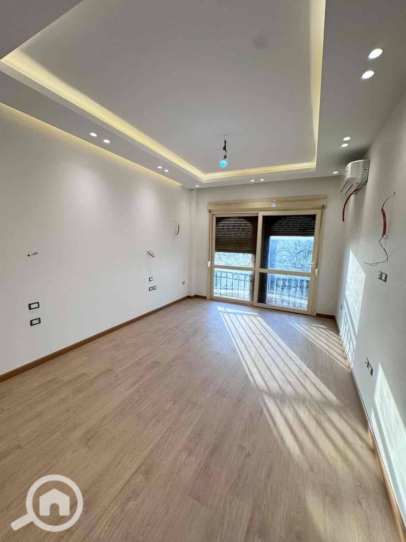 4 2190a78a-333a-4c00-ac6b-e677817ed624. jpg