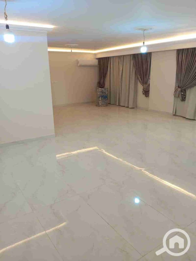 1000259147. jpg 1000259147. jpg