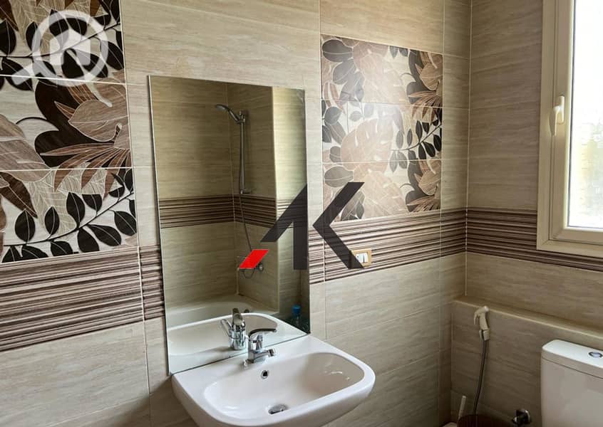 24 WhatsApp Image 2025-10-30 at 1.45. 21 PM (1). jpeg