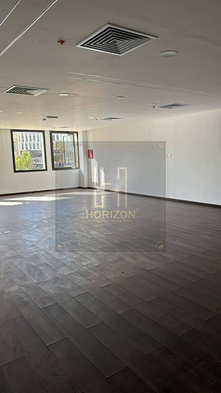 2 WhatsApp Image 2025-03-05 at 10.54. 58 AM. jpeg