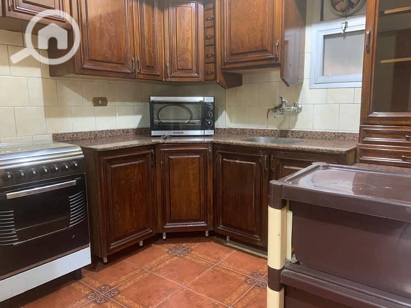 5 fc9daa73-9238-46b1-bbf2-a64c7cf857c1. jpeg