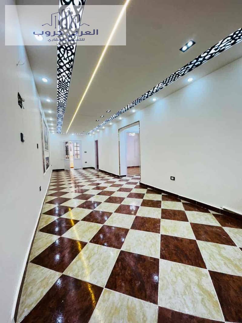 5 08fe87bf-2737-4478-a97d-227898c1047a. jpg