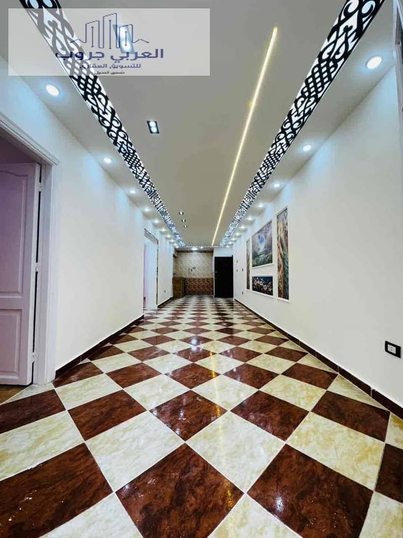 14 7913b78b-7eaa-47b3-b25c-cf5a1c862558. jpg