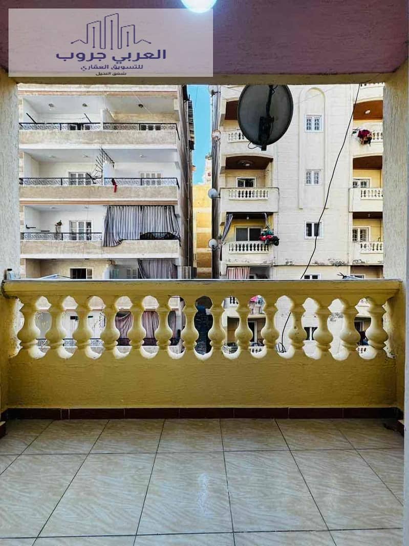 17 72876c3e-0a3e-41cc-a137-e3e23891a2ad. jpg