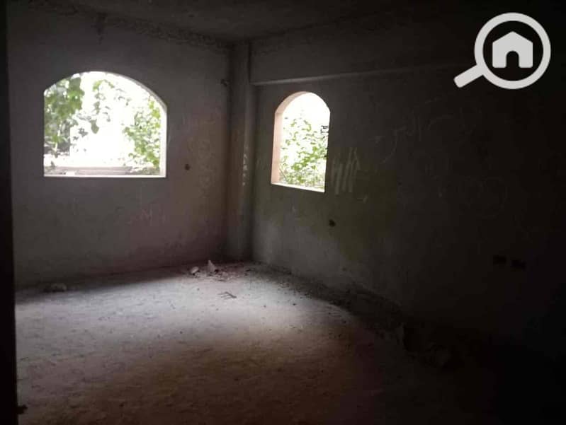 6 457b9992-1a67-44b1-9f0b-c61a7d6c7f4d. jpg