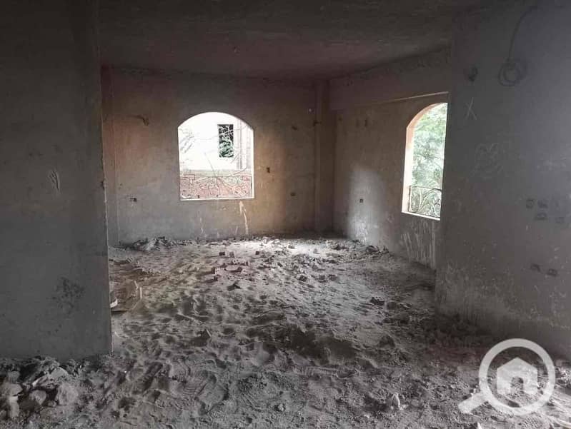 9 e7605ddc-bcc3-4105-a4d7-386b8d8e3401. jpg