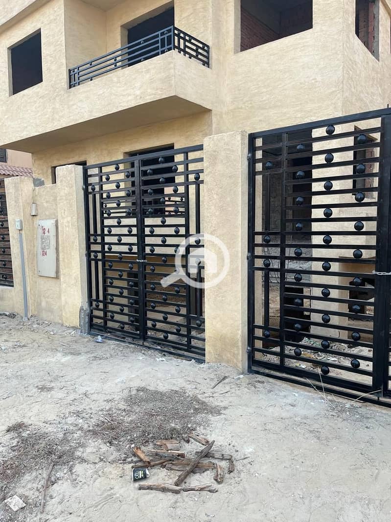 5 WhatsApp Image 2025-10-03 at 9.18. 17 PM (1). jpeg