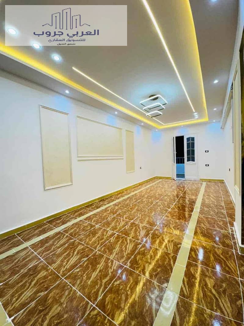 10 263b6881-8f19-46f6-bf6b-f35b2bce068f. jpg