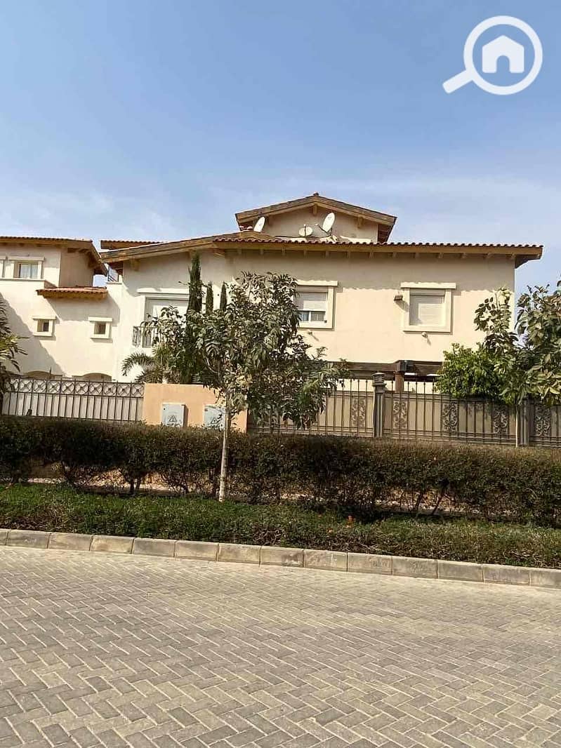 6 403624d8-665c-4ff5-9569-4adf309c6145. jpg