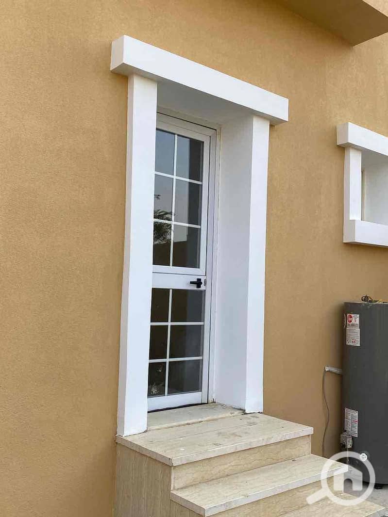 14 bc38db97-4f3a-46b8-910e-ad78bdf19324. jpg