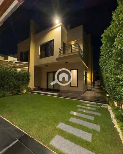 تاون هاوس 5 غرف نوم للبيع في 6 أكتوبر، الجيزة - IMG_1772. jpg