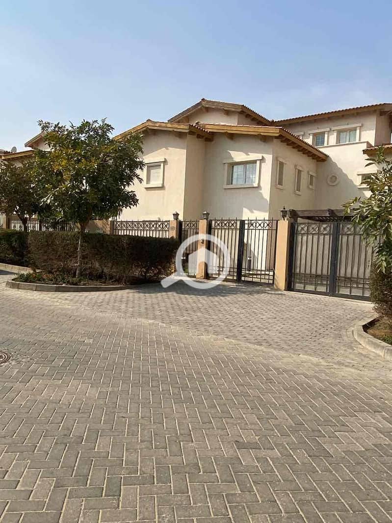 16 43b6945a-5fb4-45f0-ae5a-421a888b0ff5. jpg