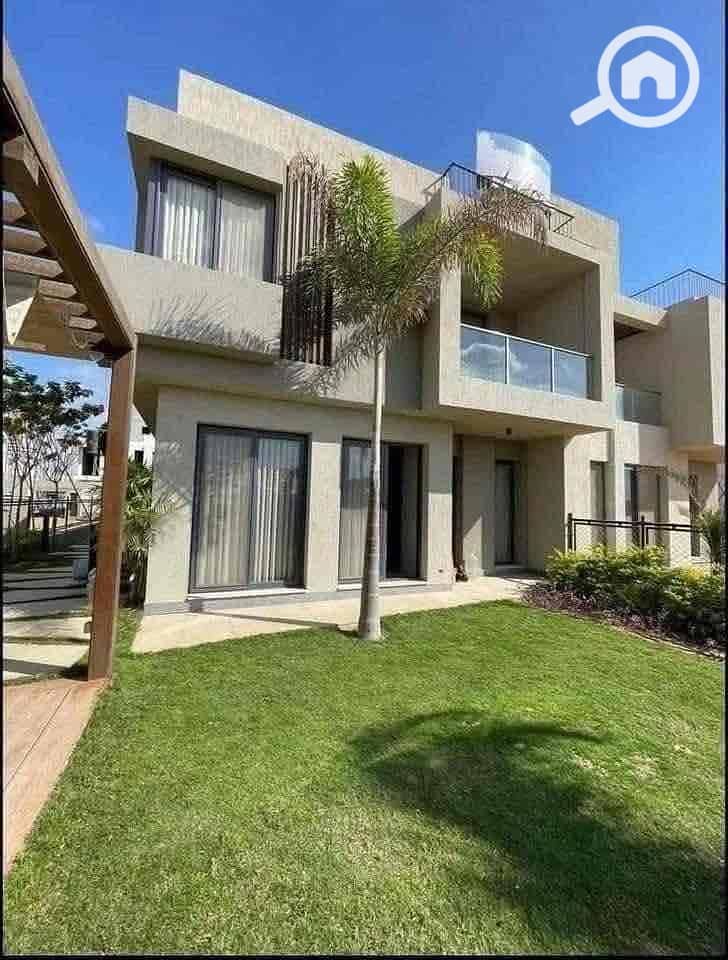 2 9a87ee3c-7f2e-4d52-a511-cf536122e6d2. jpg