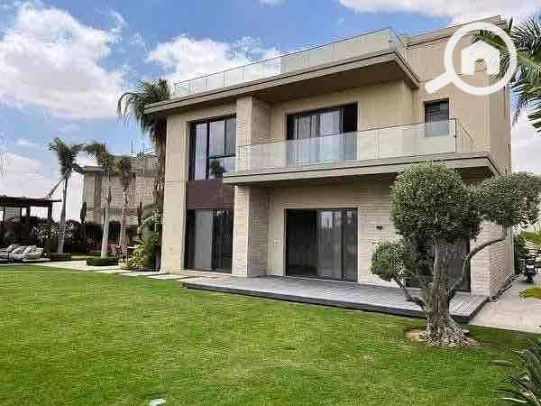 13 2358c492-dfa1-40ee-a9b9-5b48483d1dc4. jpg