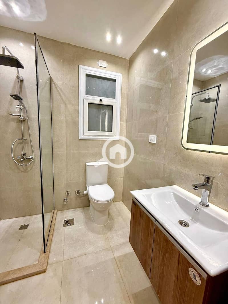 10 WhatsApp Image 2025-11-01 at 09.35. 18_2c731336. jpg