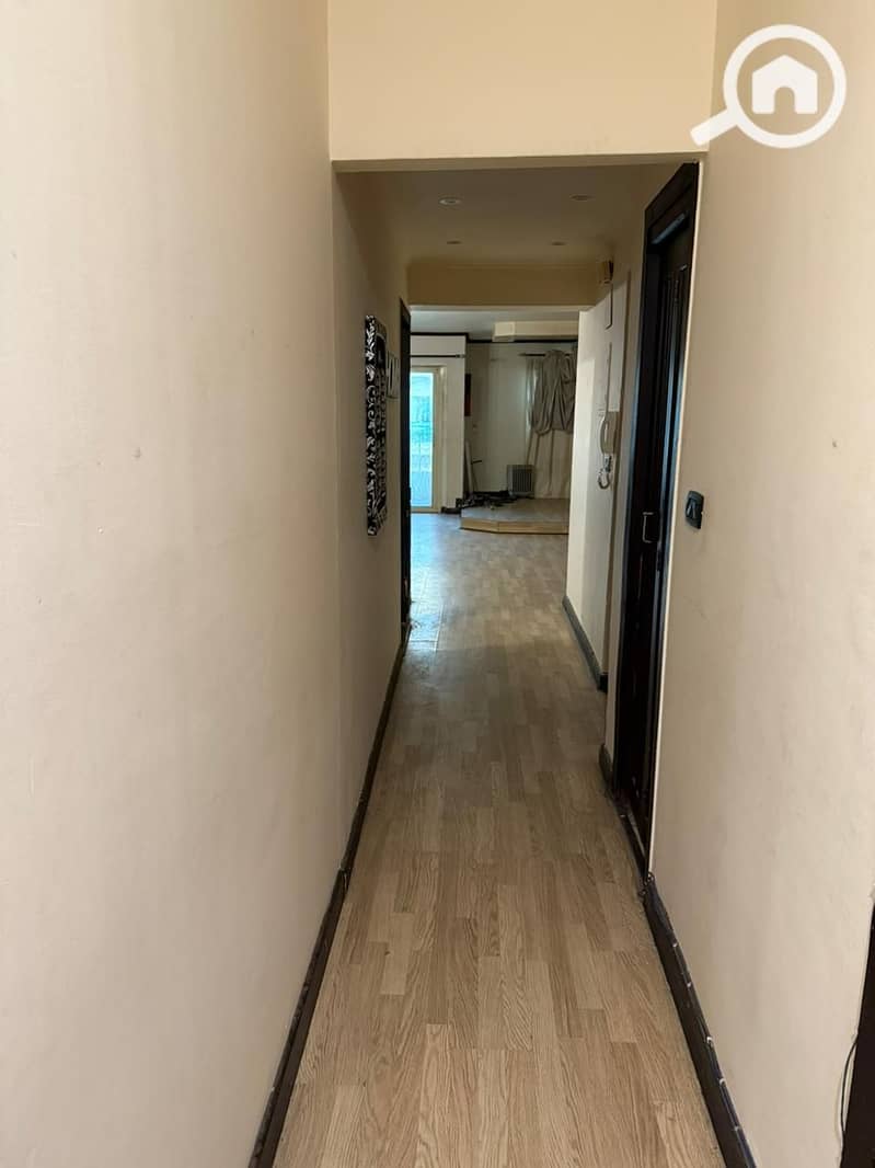 6 WhatsApp Image 2025-11-01 at 10.25. 03. jpeg