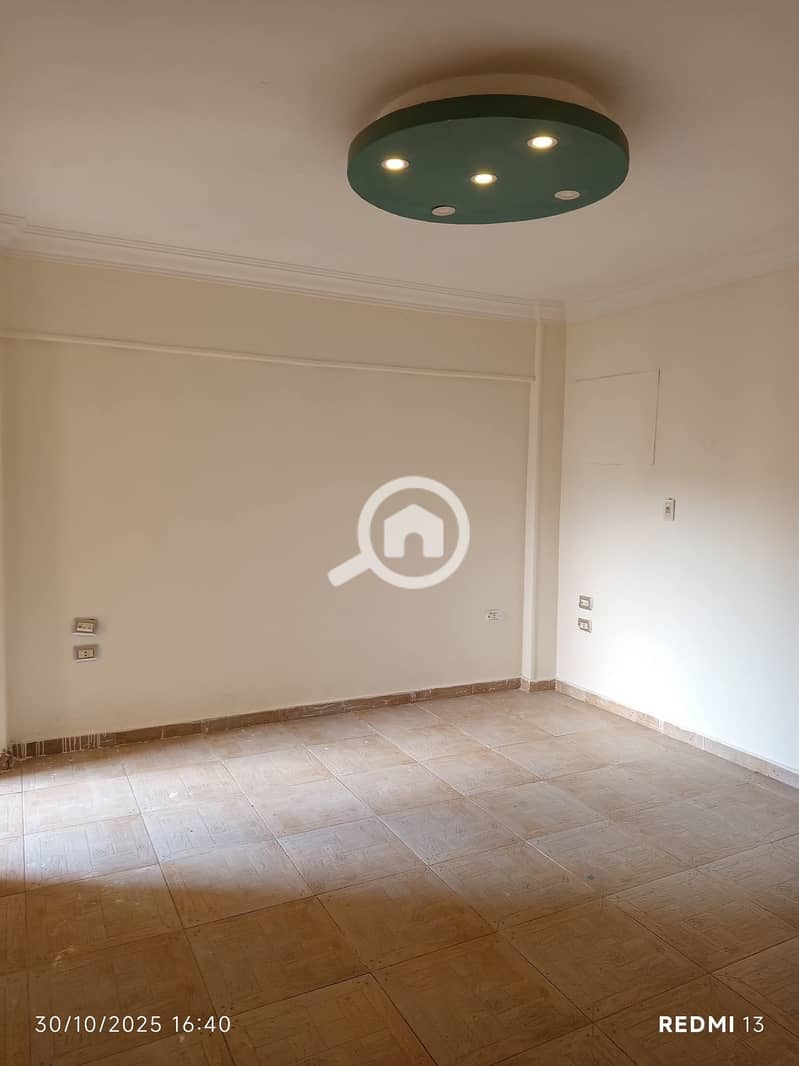 4 WhatsApp Image 2025-11-01 at 10.37. 49 AM (3). jpeg