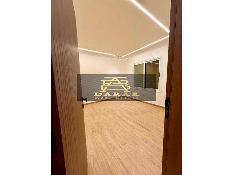 5 2455d5ca-5537-468a-9acb-ccb838229f01. jpg