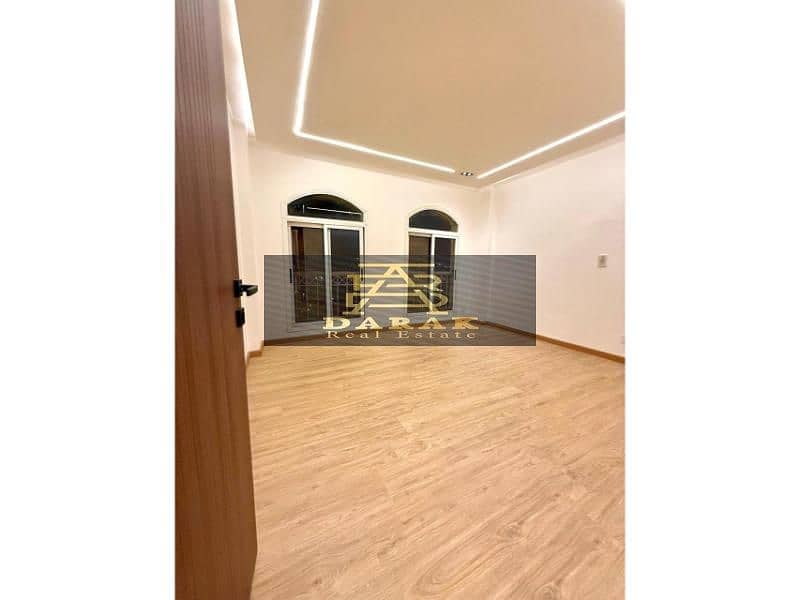 10 ff291ee6-6c32-44ba-947a-6220cab3a1ff. jpg