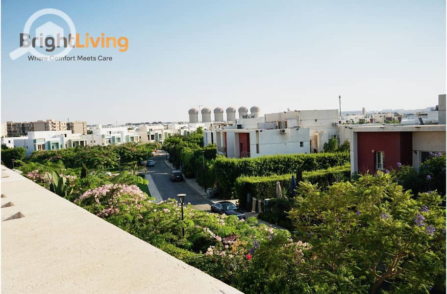 8 bdfb8b2b-9216-44d9-b4e8-465d43435a35. jpg