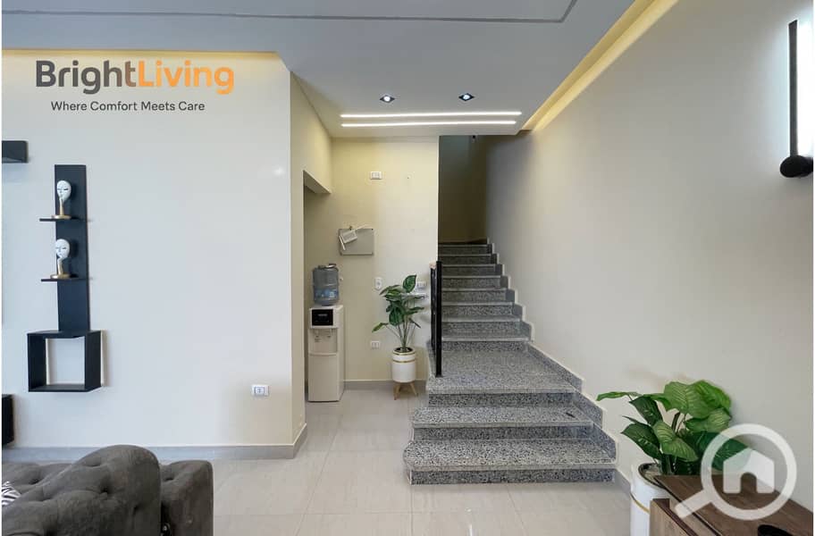 10 e6be66c1-9f7d-4dba-85f6-dc27b9a23df5. jpg