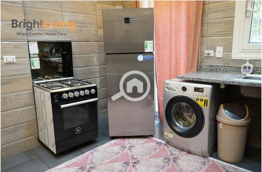 11 e256bcbb-b882-4e21-bf59-d85093de0190. jpg