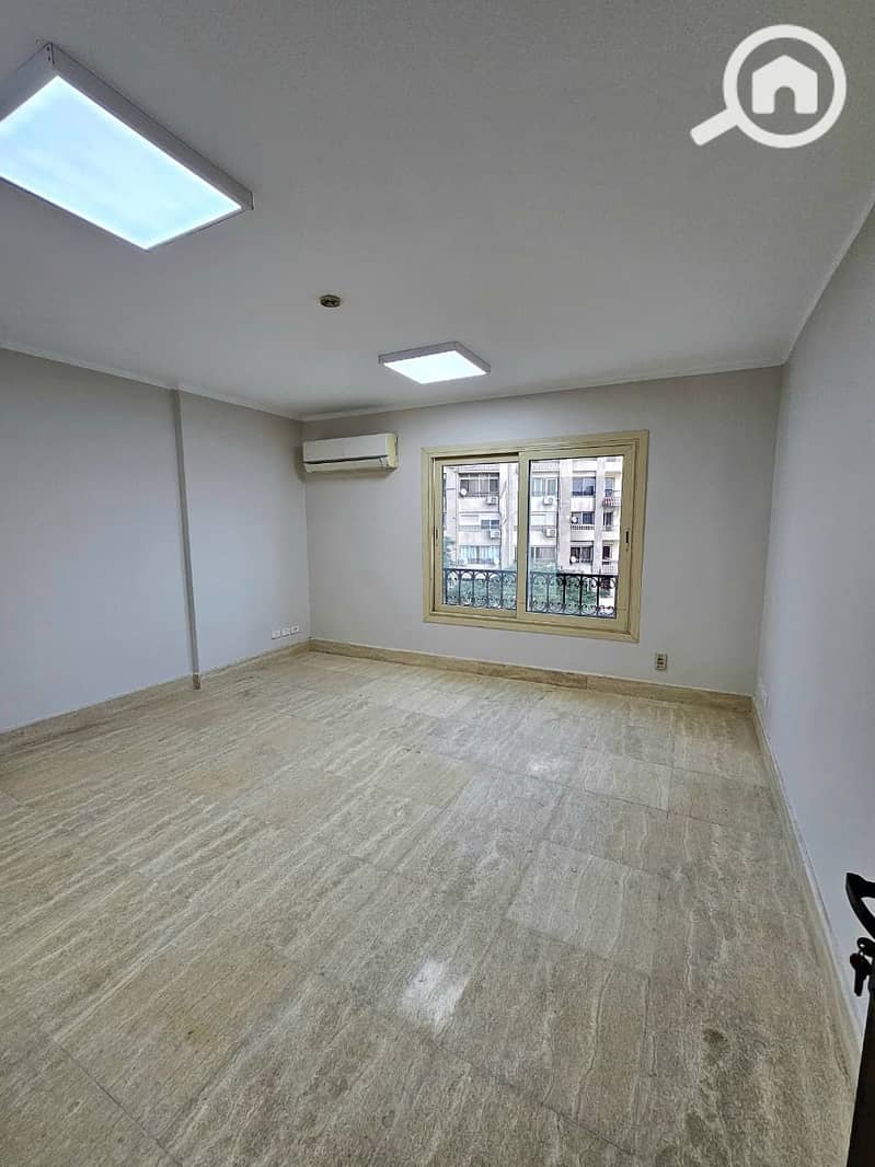 5 WhatsApp Image 2025-10-31 at 8.10. 47 PM. jpeg