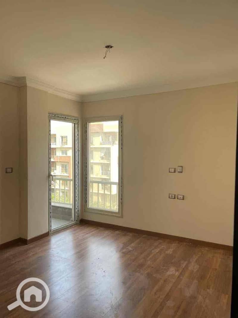 7 ecd7856c-aa79-41a6-84e8-8f08101cd2ce. jpg