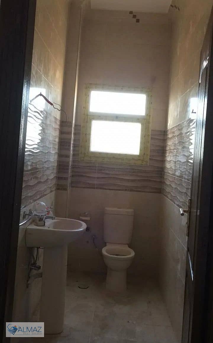 7 WhatsApp Image 2025-10-22 at 1.27. 31 PM. jpeg