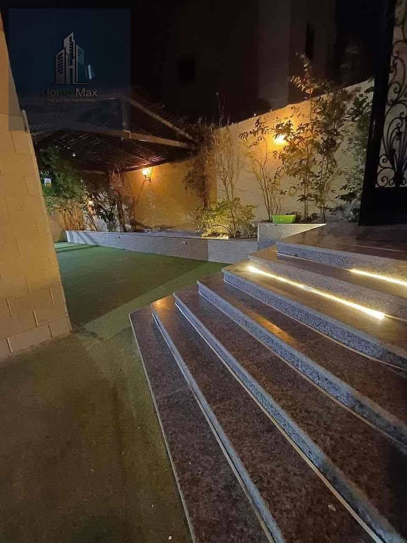 2 96440fa0-5558-4c4d-8a37-763f22cc62dd. jpg