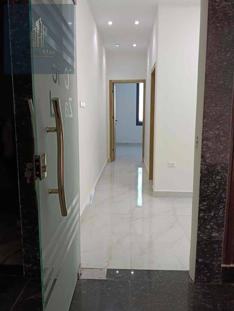 6 230a304d-1837-42c7-8ef0-dae586ba6c2c. jpg