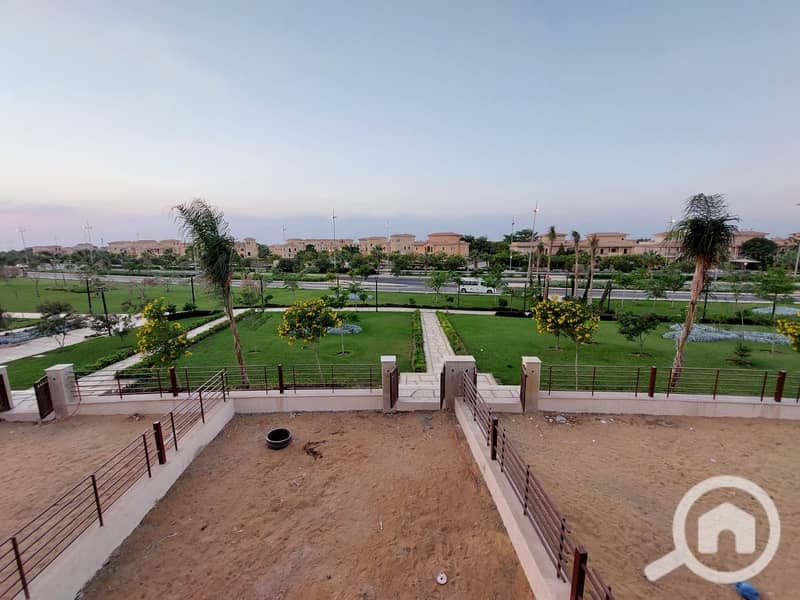 46f03074-3366-4f31-a5da-49d908a41f91. jpg