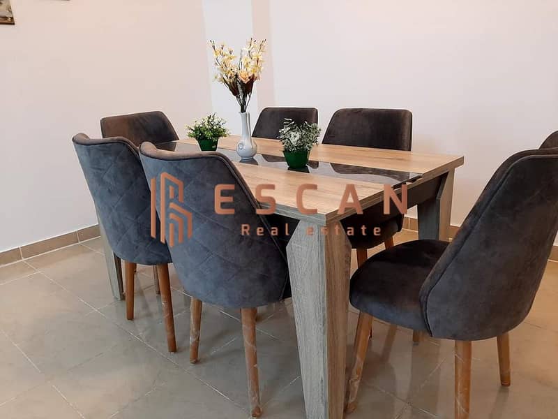 4 U741517 (11). jpeg