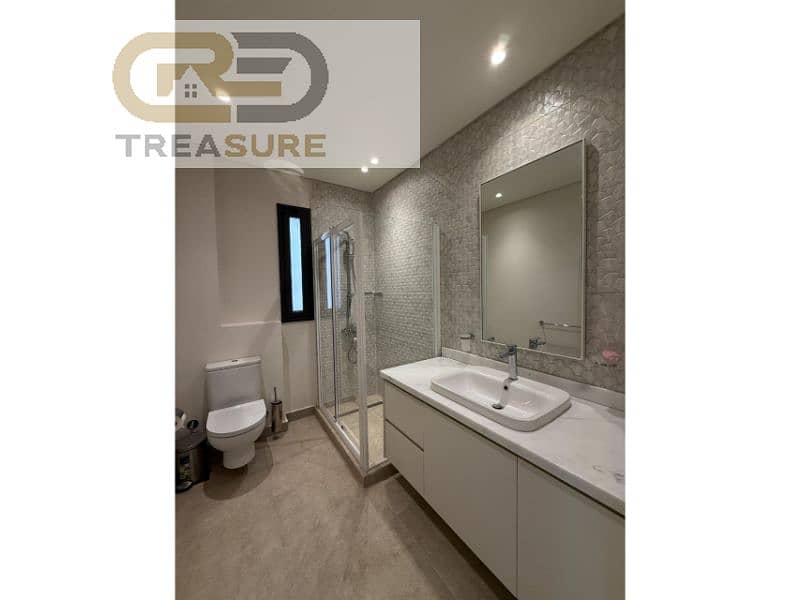 6 WhatsApp Image 2025-11-01 at 11.35. 28 AM. jpg