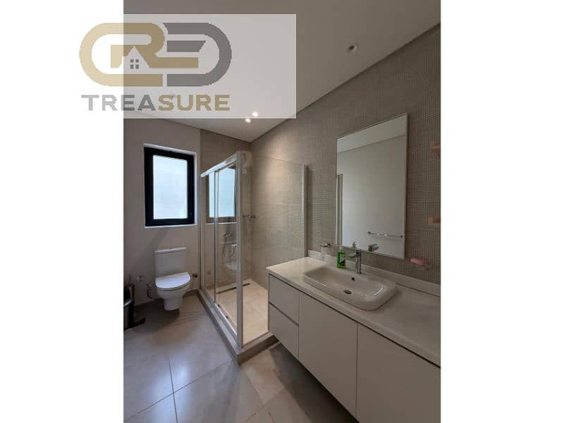 7 WhatsApp Image 2025-11-01 at 11.35. 29 AM (1). jpg